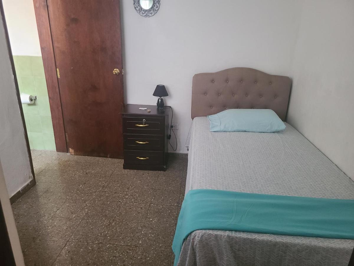 Hospedaje Casa De Luna Tegucigalpa Esterno foto